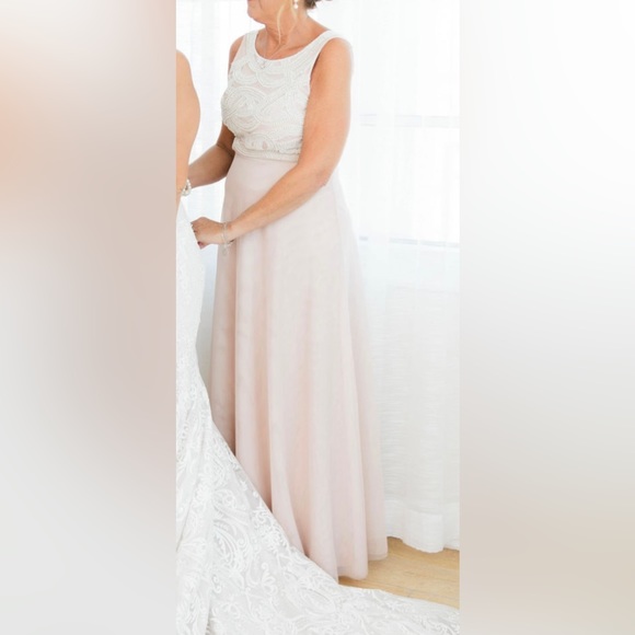 Adrianna Papell Formal dress - Picture 1 of 6